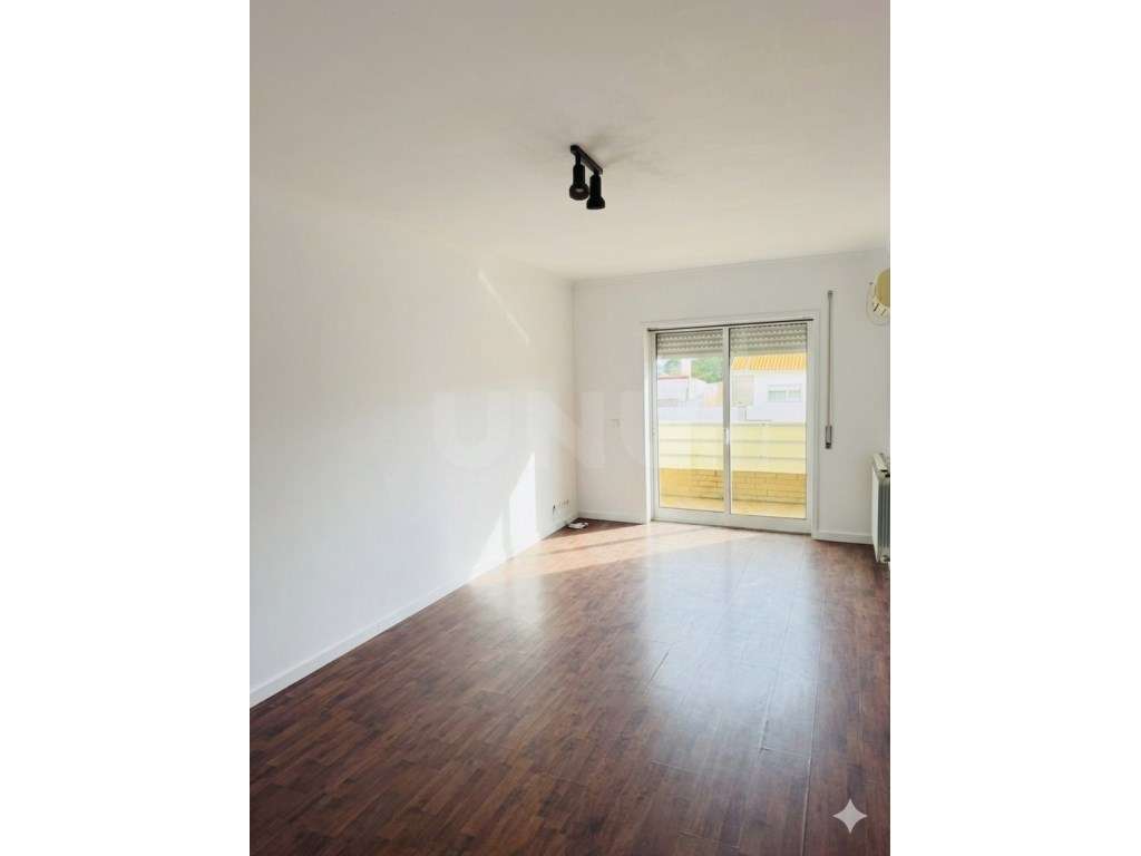 T3 Espaçoso com Garagem e Arrecadação - Junto ao Centro de Vagos - Grande imagem: 3/12