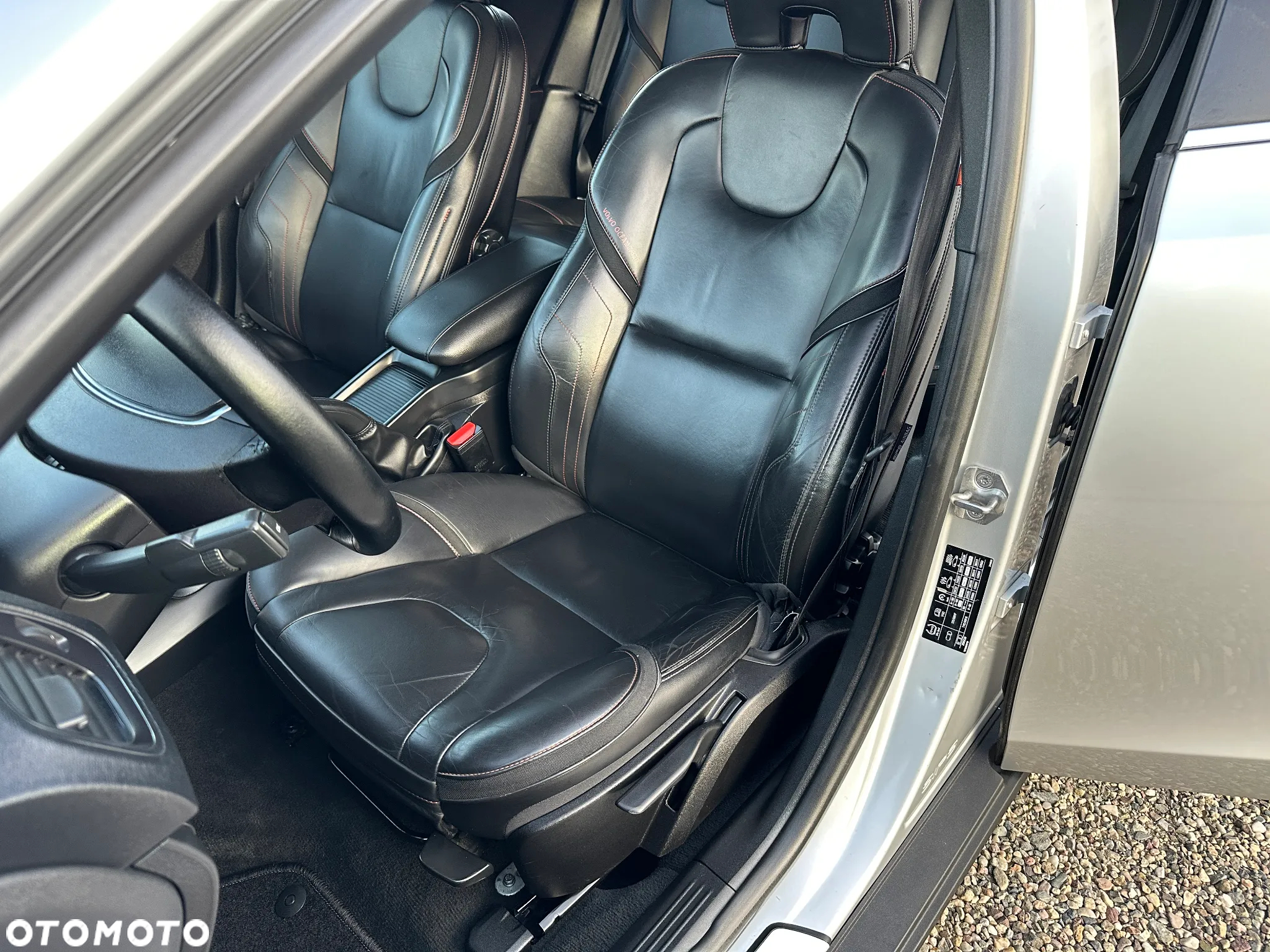 Volvo V40 Cross Country D2 Drive-E Ocean Race - 11