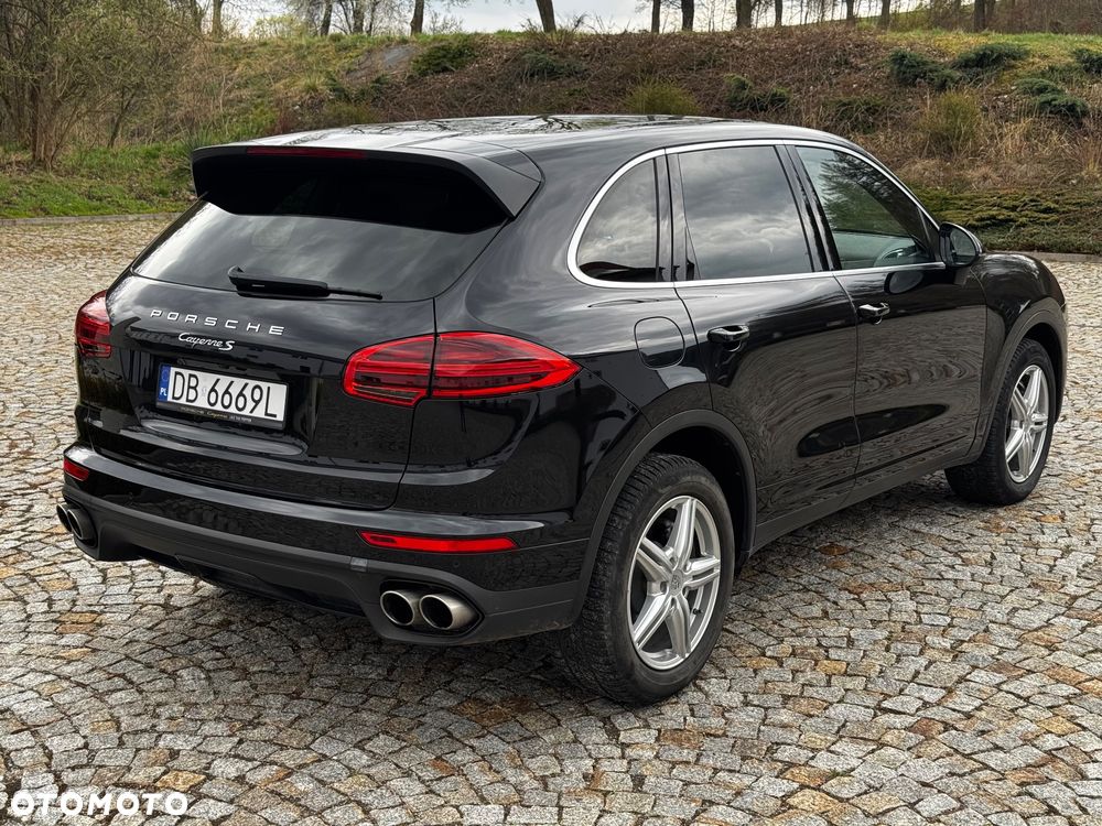 Porsche Cayenne S - 6