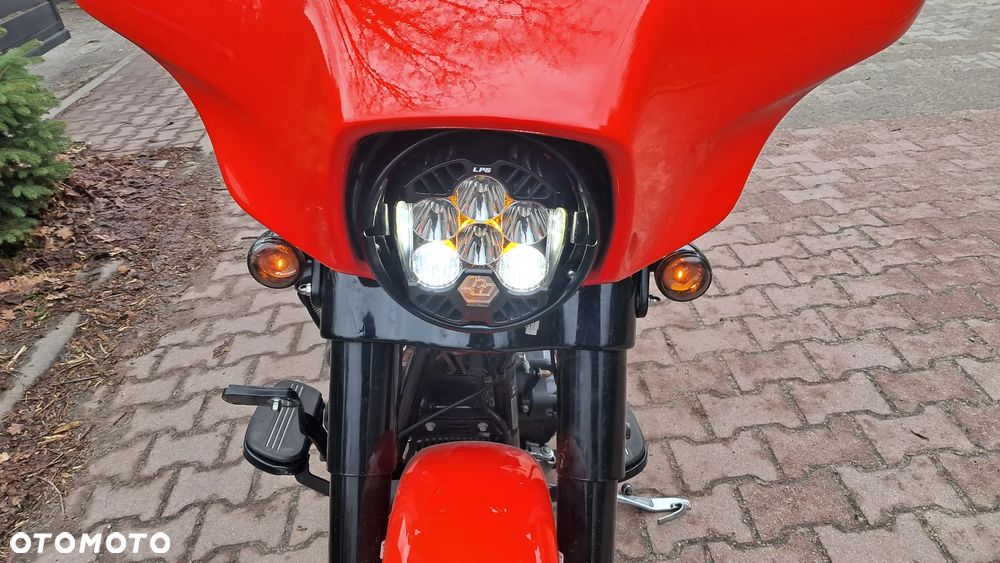 Harley-Davidson Touring Street Glide - 14