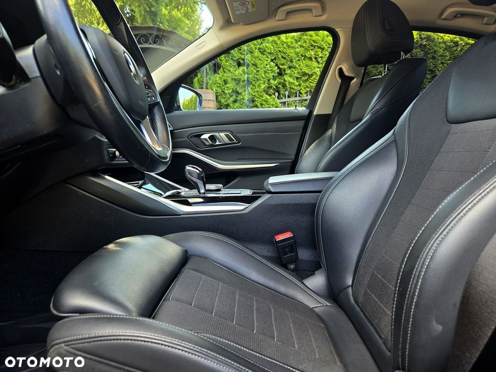 BMW Seria 3 320d xDrive - 8