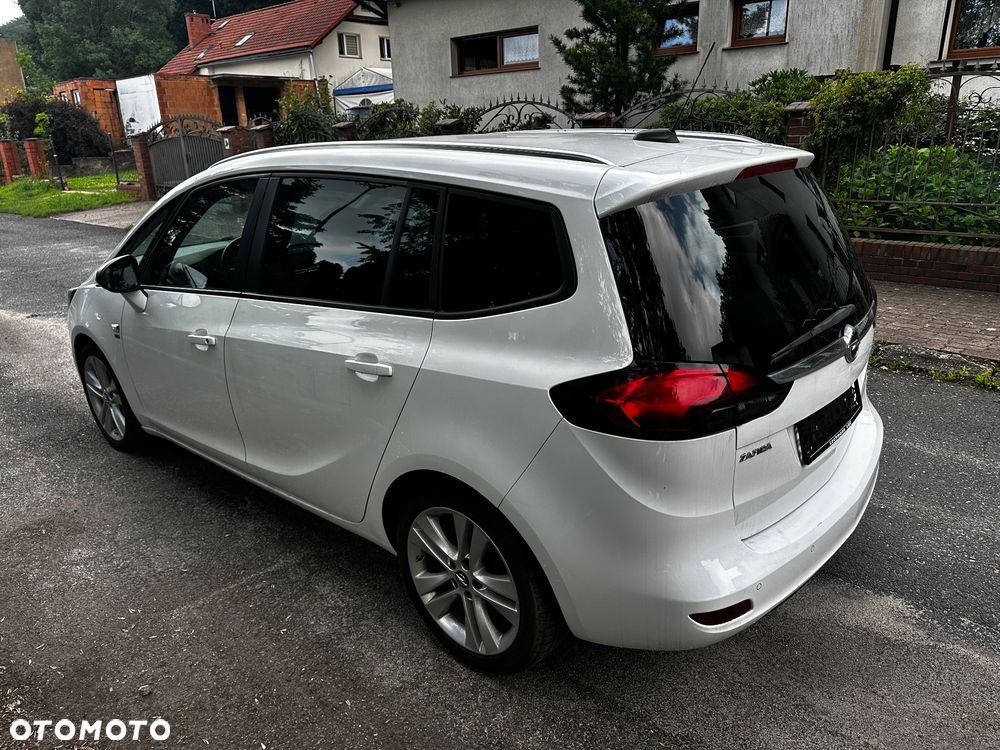 Opel Zafira 2.0 D (CDTI ecoFLEX) Start/Stop Business Innovation - 11