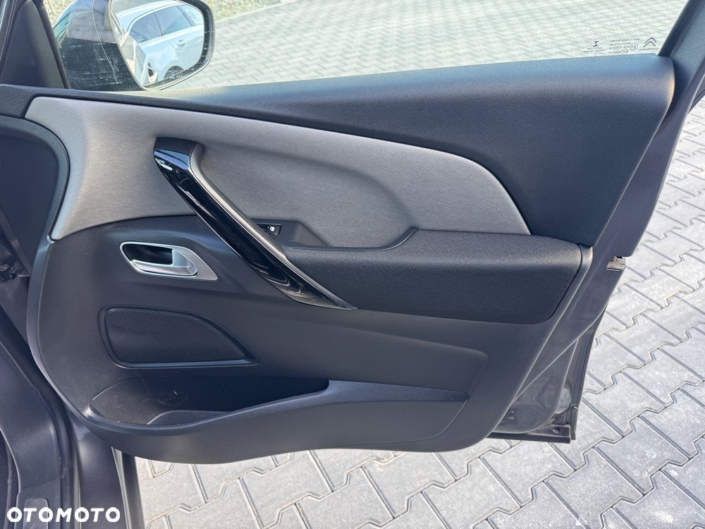 Citroën C4 Grand Picasso PureTech 130 Stop&Start EAT6 SHINE - 26