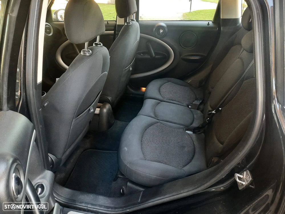 MINI Countryman One D - 11