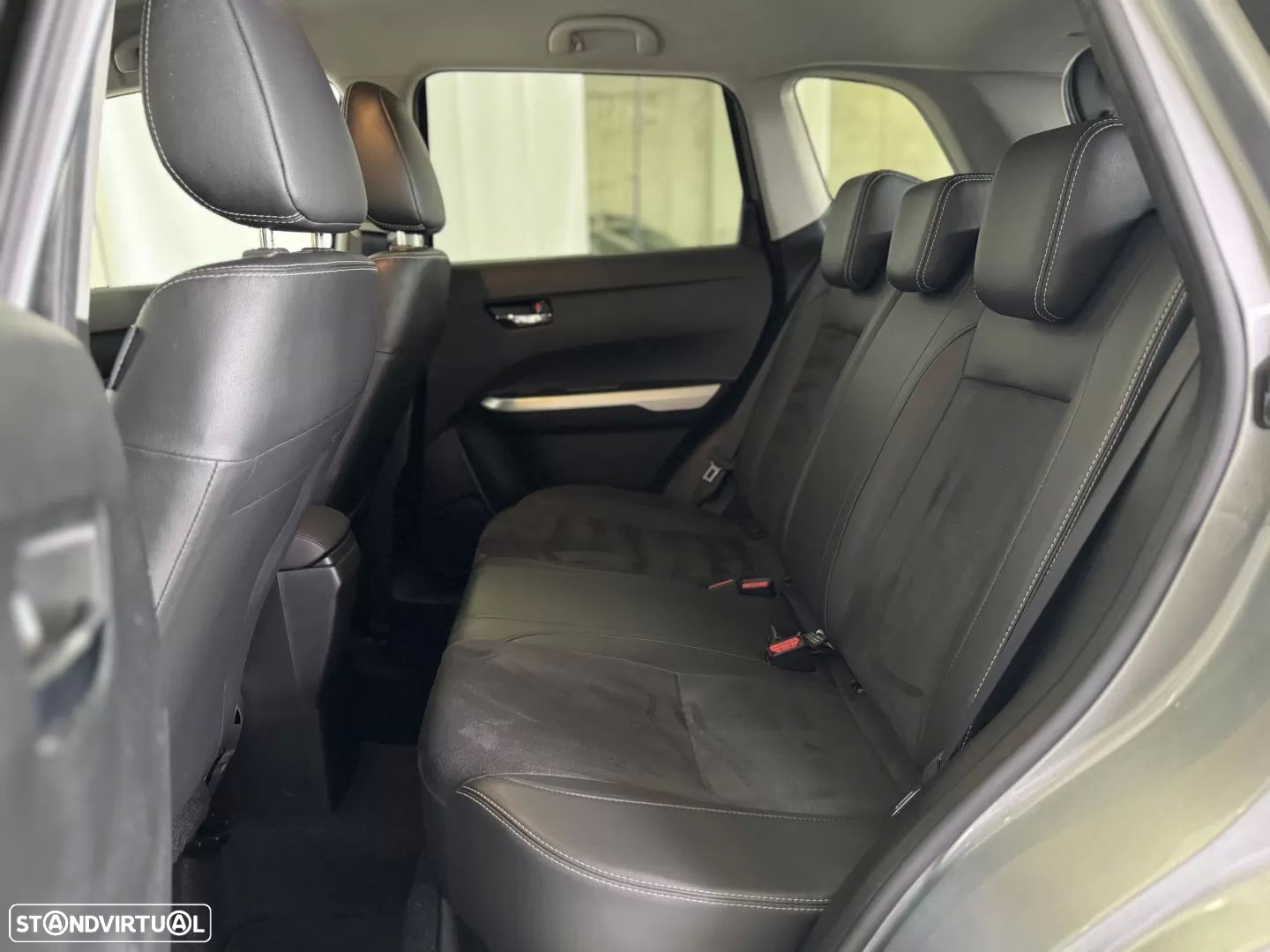 Suzuki Vitara 1.6 DDiS GLX - 30