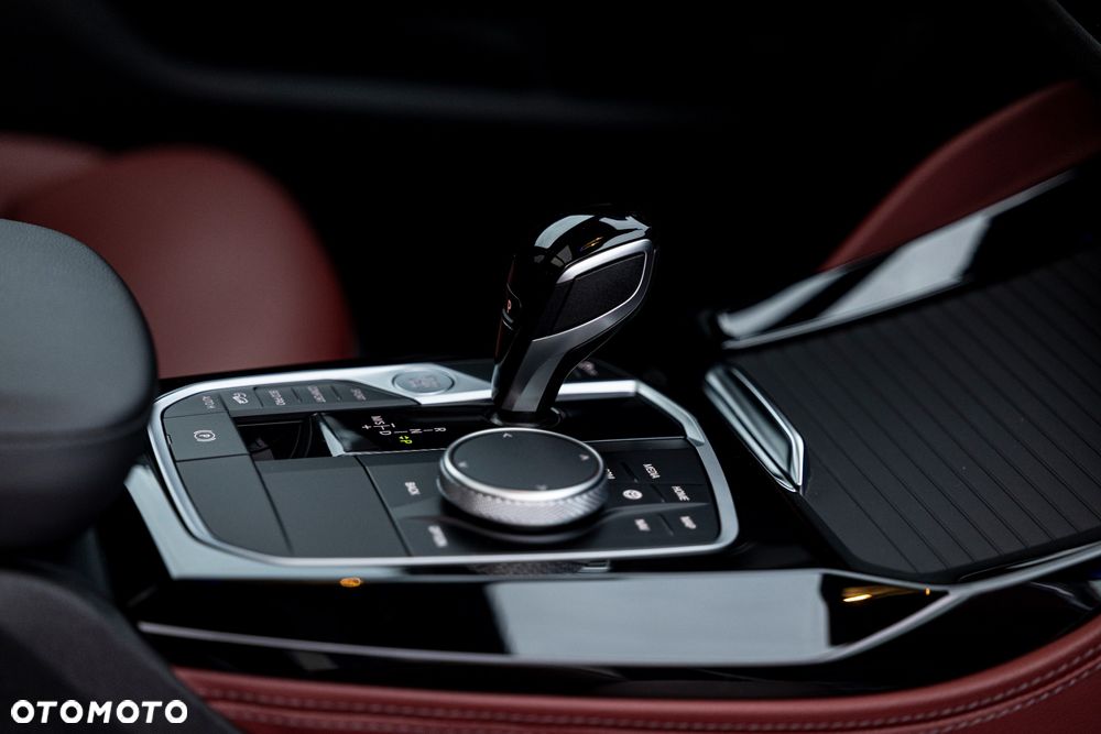 BMW X4 xM40i mHEV - 21