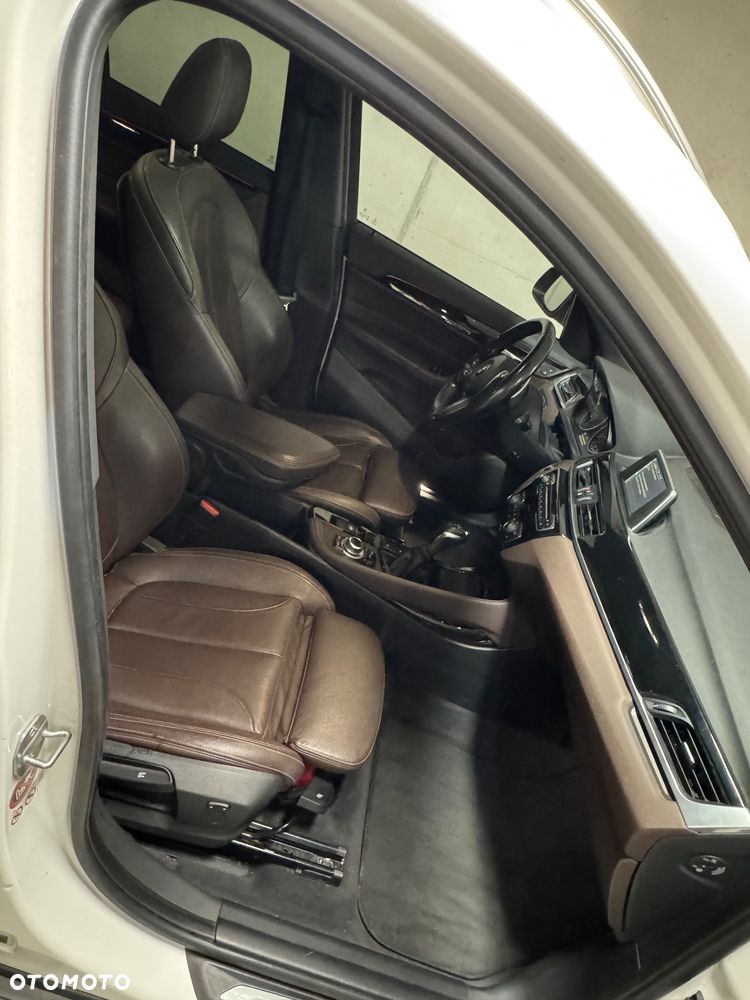 BMW X1 sDrive20d xLine sport - 15