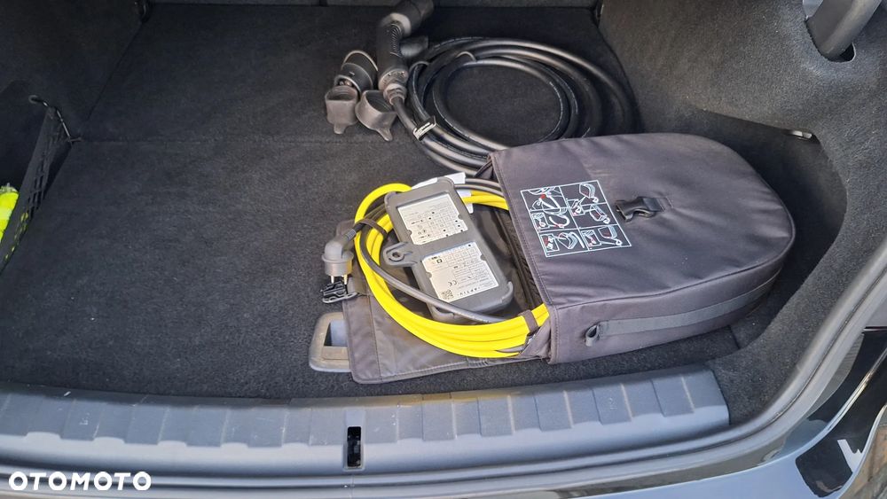 BMW Seria 3 330e M Sport - 20