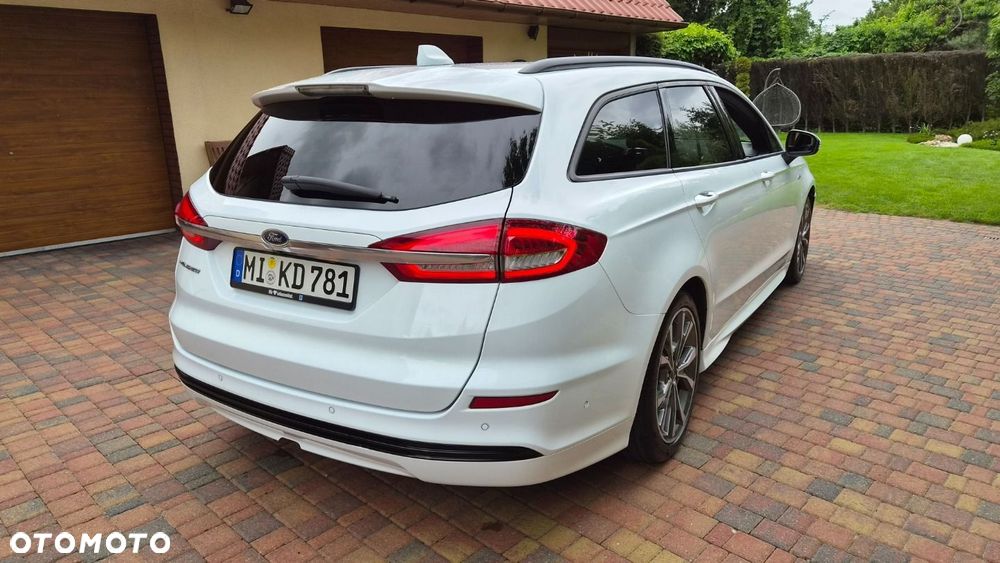 Ford Mondeo - 9