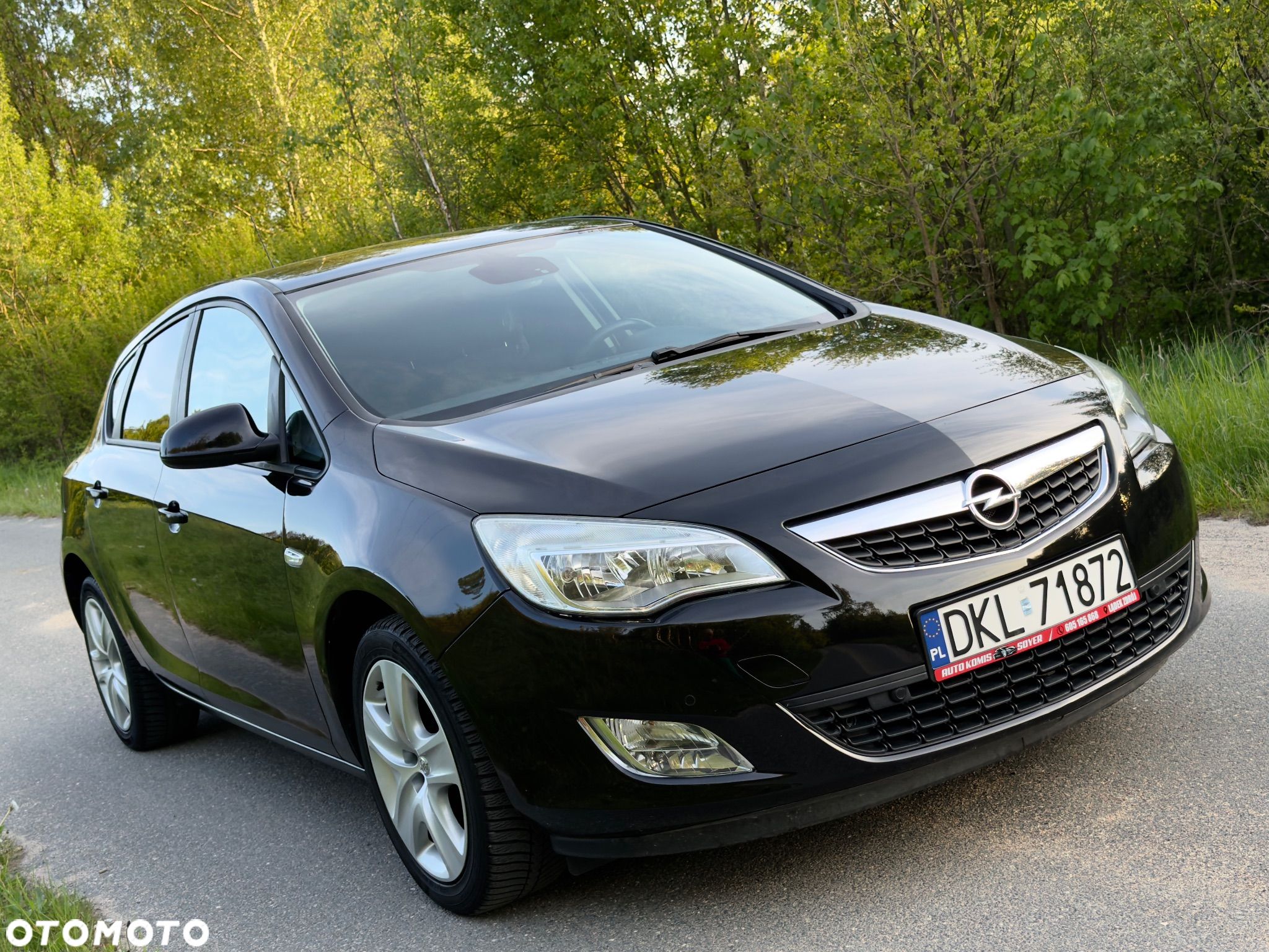 Opel Astra 1.6 Design Edition - 1