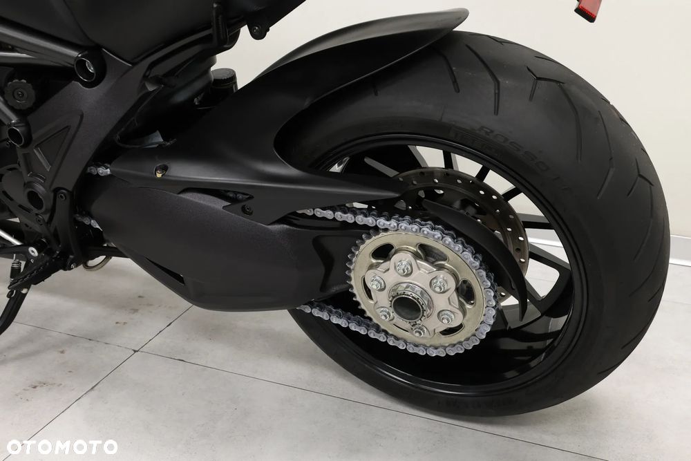 Ducati Diavel - 40