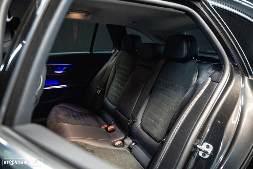 Mercedes-Benz C 300 e T 9G-TRONIC AMG Line - 16