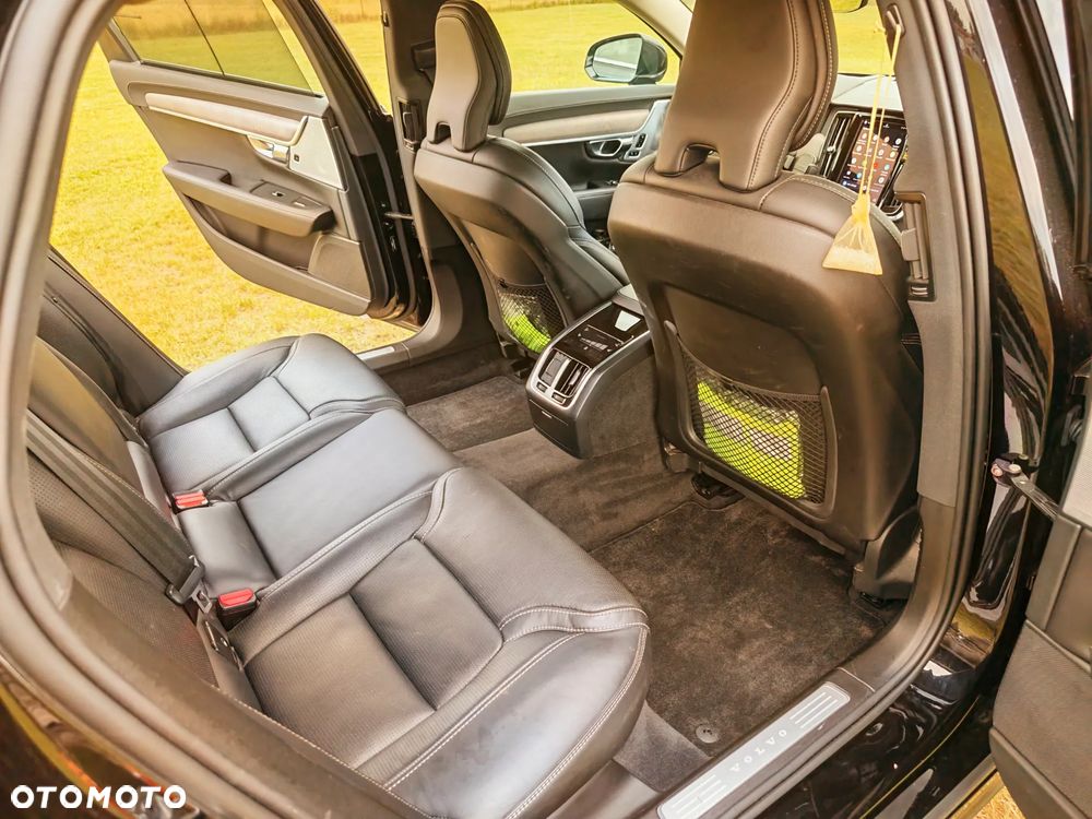 Volvo S90 - 34