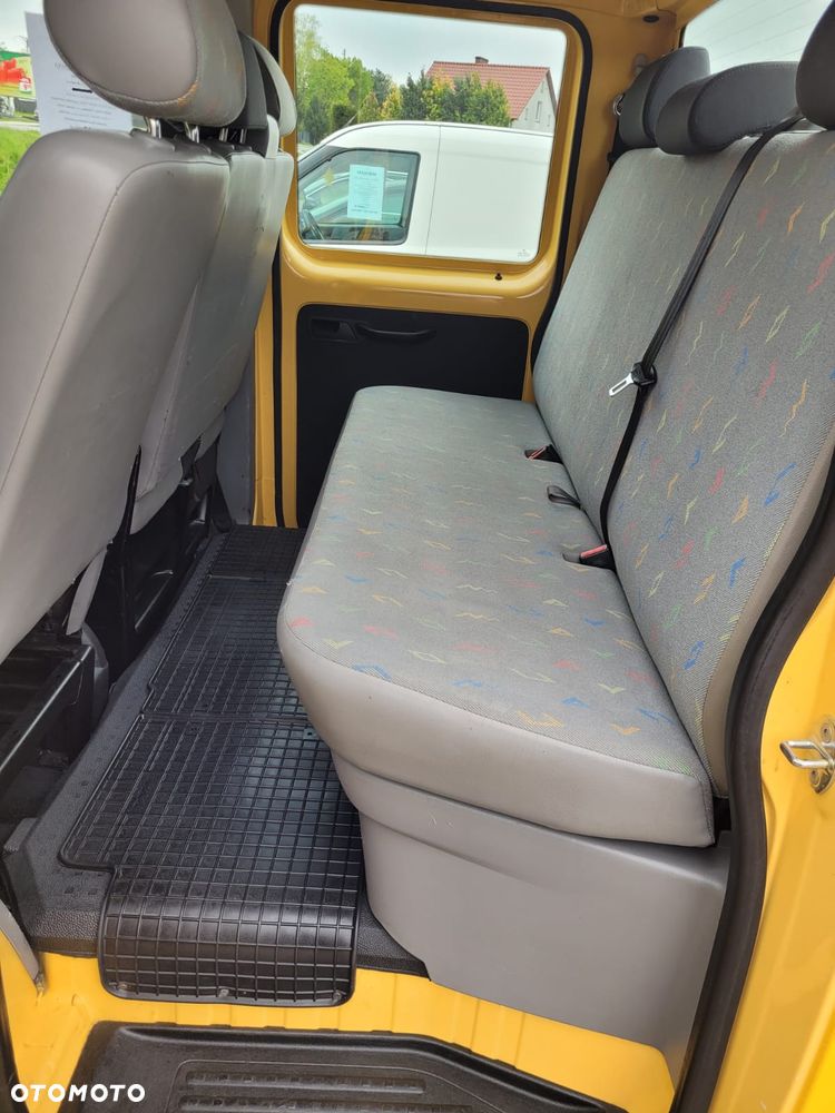 Volkswagen Transporter - 14