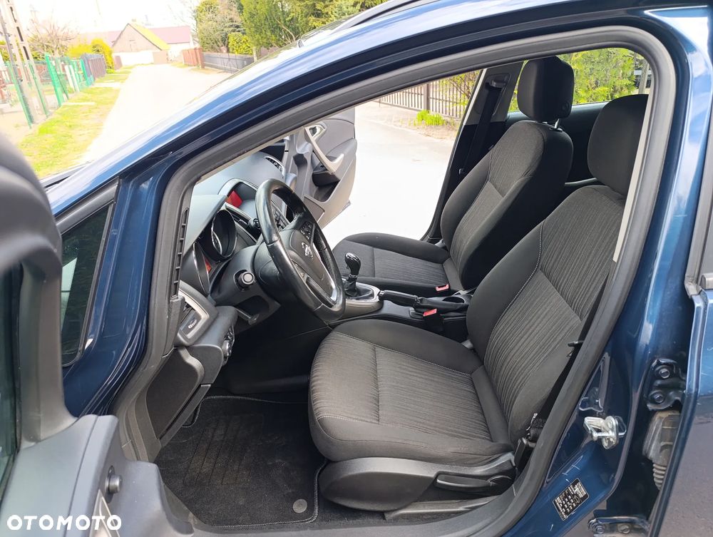 Opel Astra 1.6 Color Edition - 21