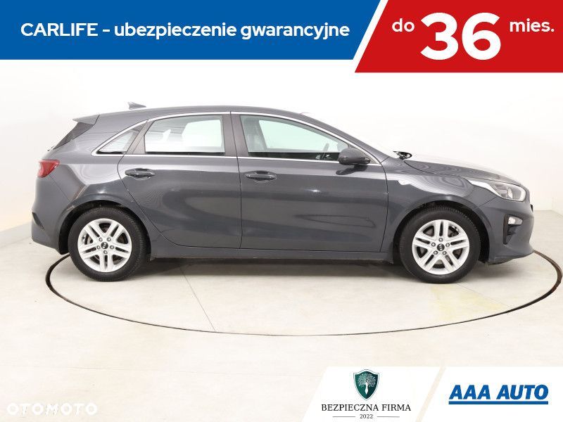 Kia Ceed - 8