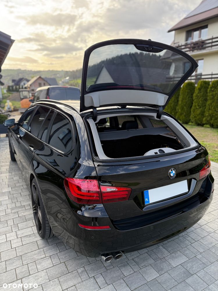 BMW Seria 5 520d Touring - 10