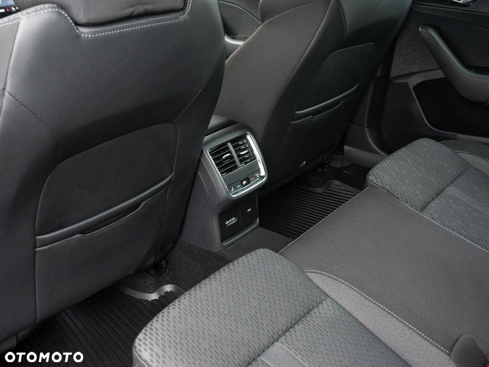 Skoda Octavia 2.0 TDI SCR Style DSG - 25