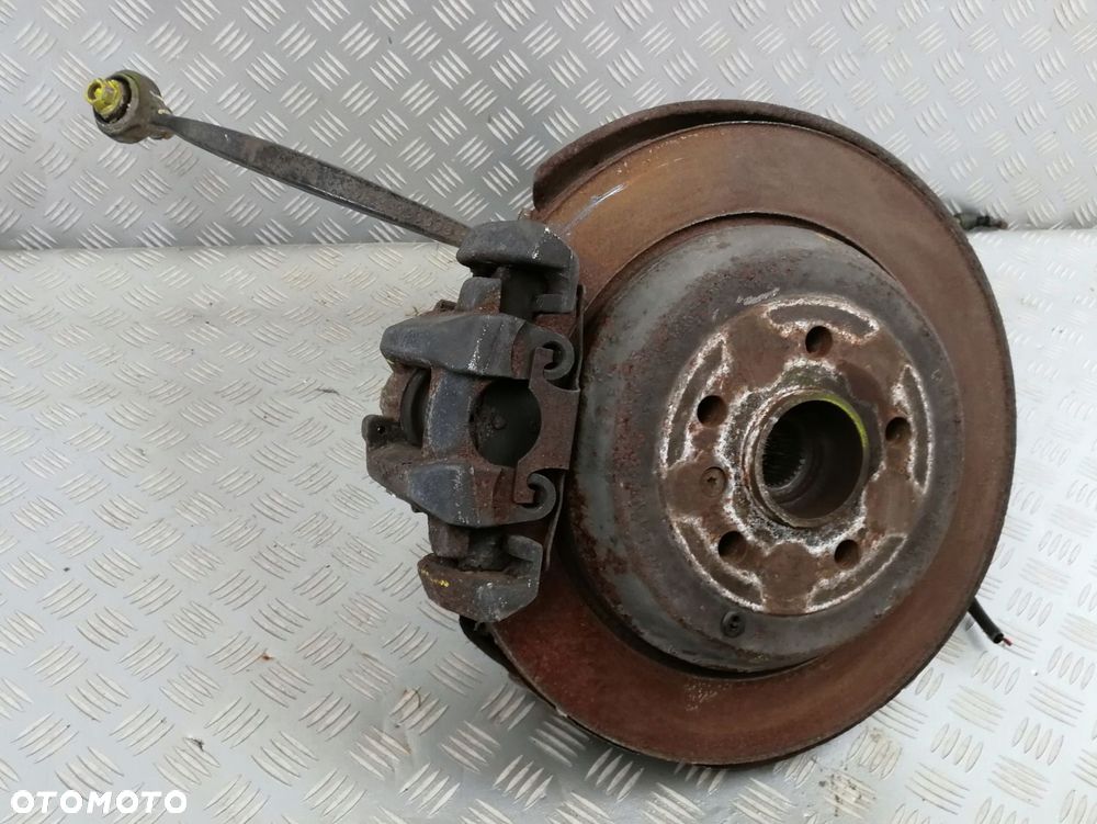 zacisk piasta zwrotnica wahacz lewa lewy tył MERCEDES W164 ML 3,0 CDI - 4