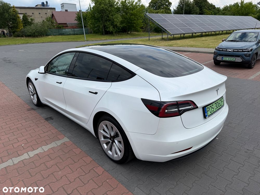 Tesla Model 3 Langstreckenbatterie Allradantrieb Dual Motor - 12