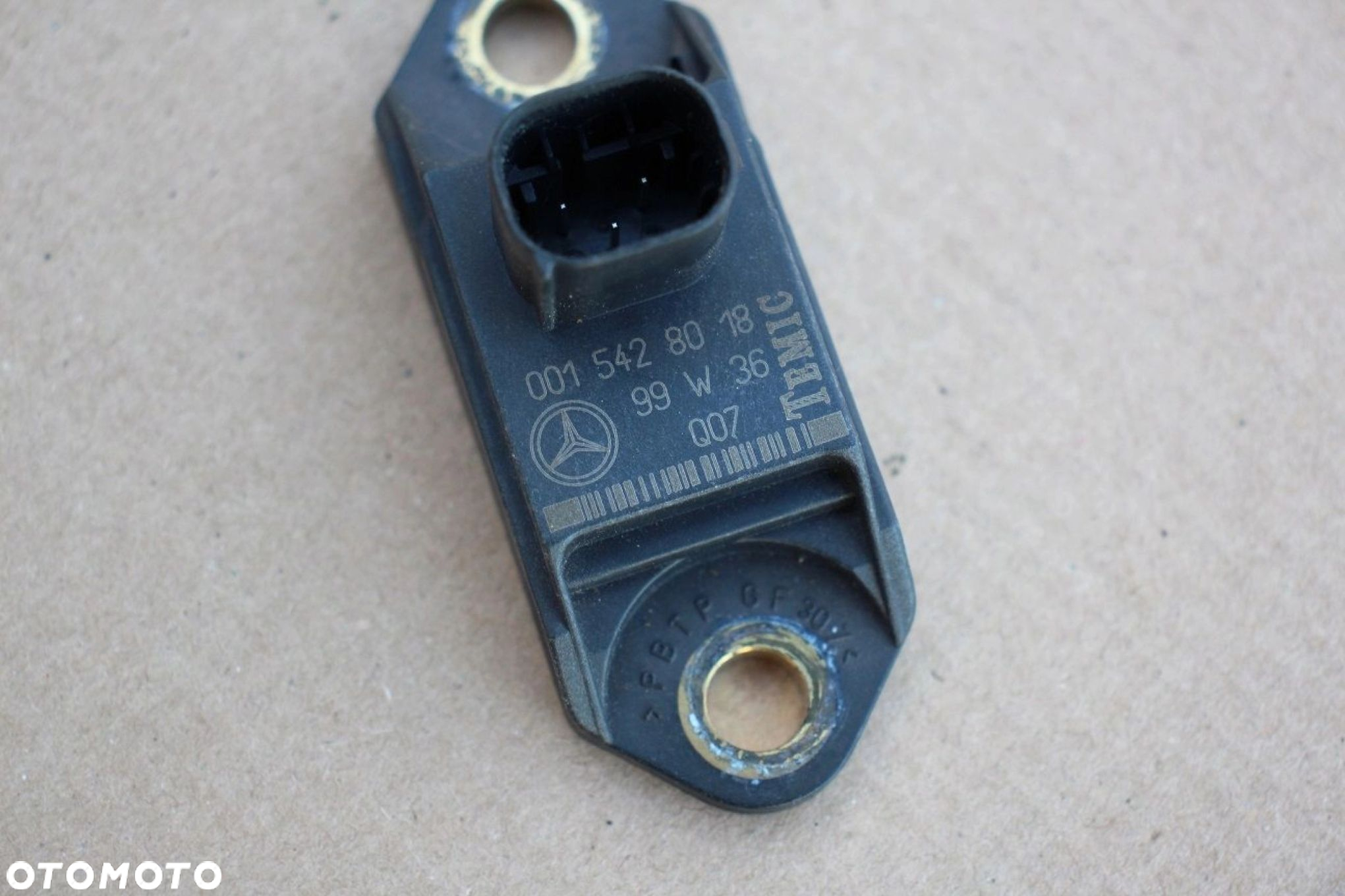 Czujnik uderzenia uderzeniowy MERCEDES S-Klasa w220 0015428018 - 2