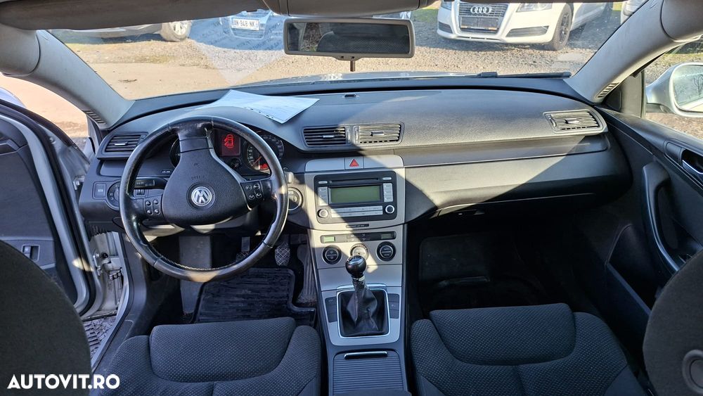 Volkswagen Passat 1.9TDI Comfortline - 5