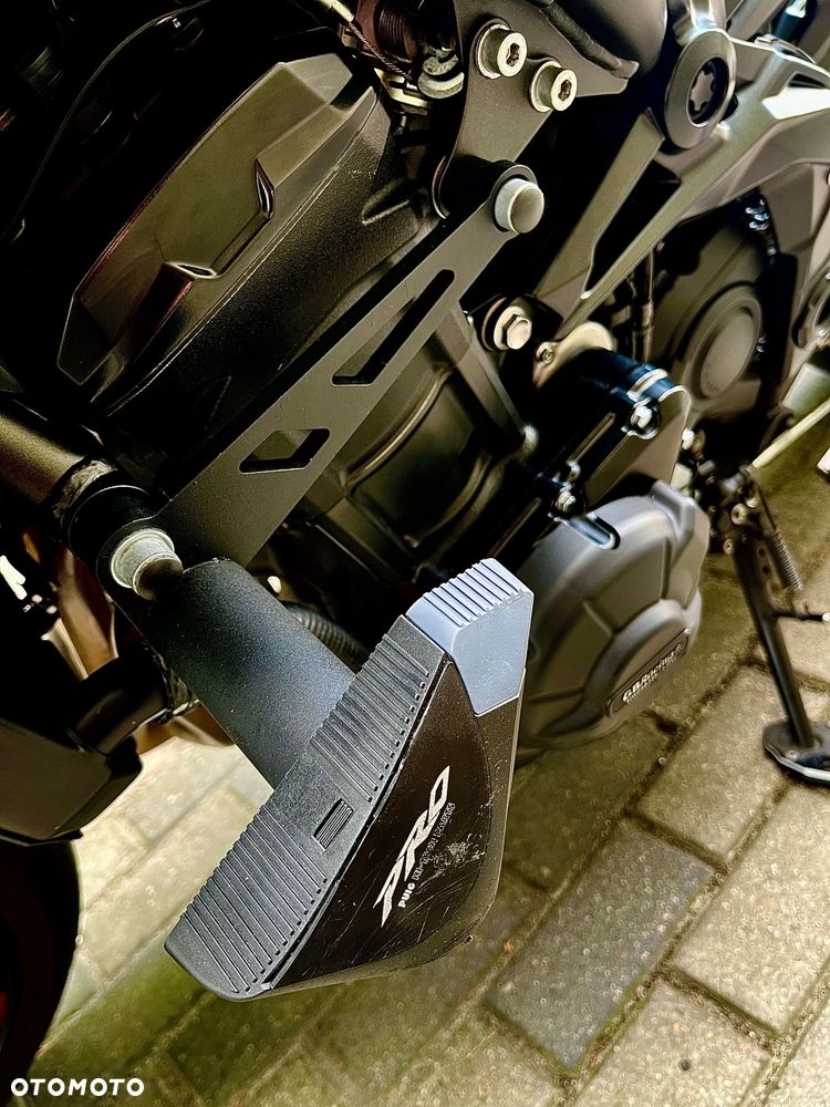 Kawasaki Z 900 - 10