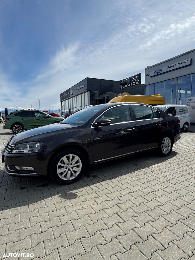 Volkswagen Passat 2.0 TDI 4Motion BlueMotion Technology Comfortline - 5