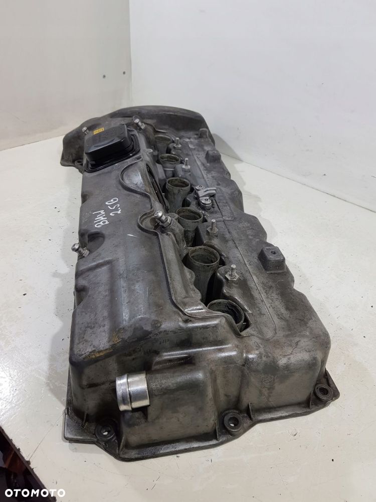 pokrywa zaworów 7548275 bmw e90 e91 e60 e61 2.5 b - 5