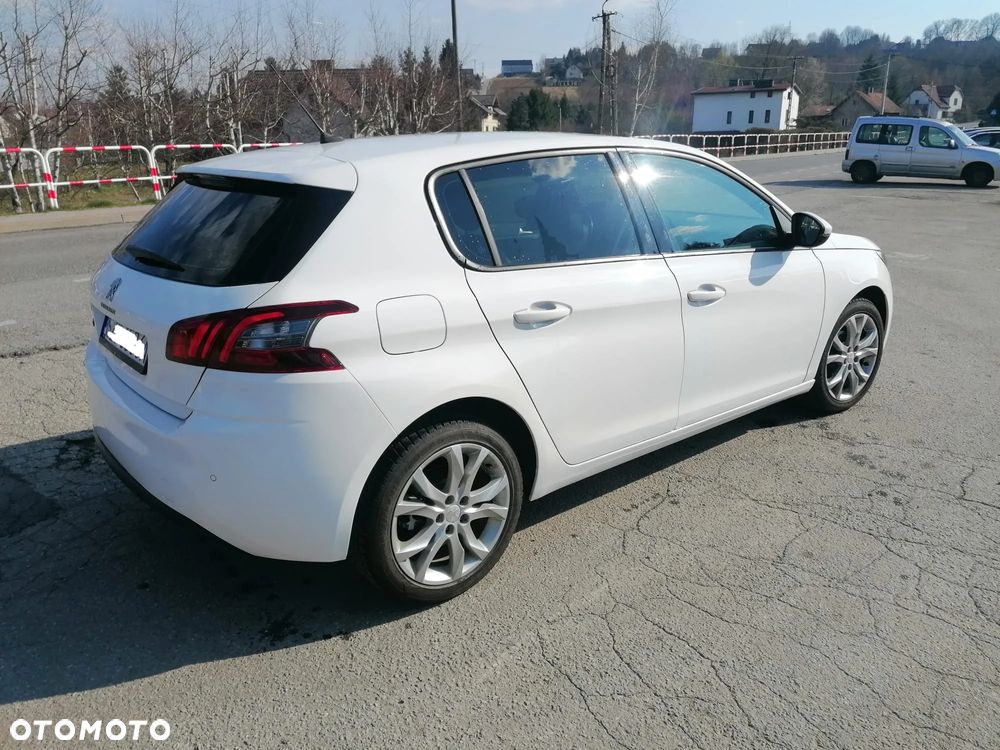 Peugeot 308 - 5