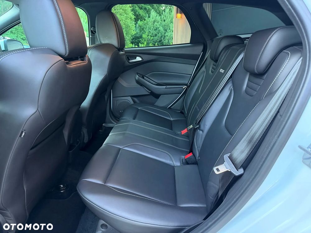 Ford Focus 2.0 EcoBoost ST mit Leder-Exclusiv-Paket - 26