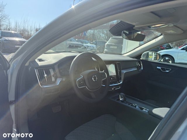 Volvo V60 B4 B Core - 9