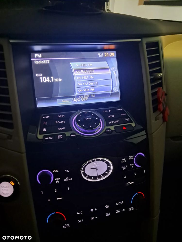 Infiniti QX70 3.0d S Premium - 11