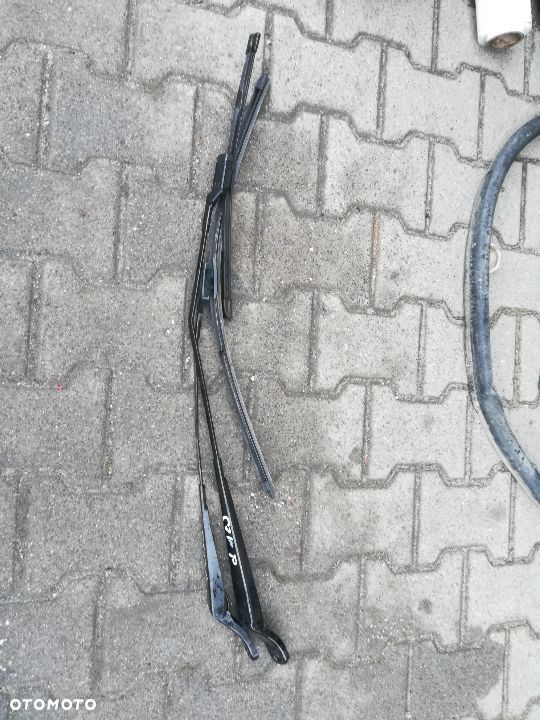 RAMIONA WYCIERACZEK CITROEN C3 III 2018 - 1