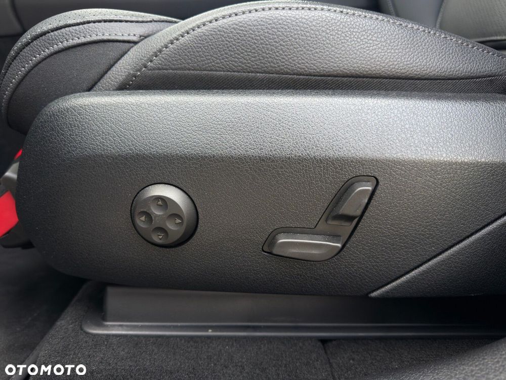 Mercedes-Benz GLC - 15