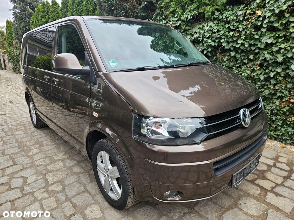 Volkswagen Multivan - 1