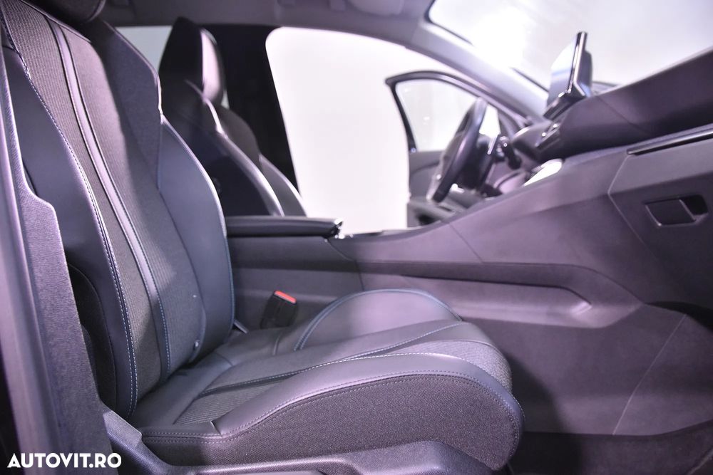 Peugeot 3008 - 11