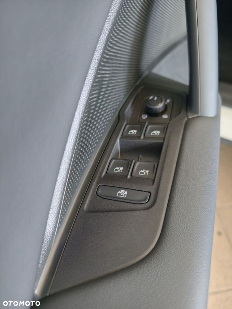 Volkswagen Tayron 1.5 eTSI mHEV Life Plus DSG - 32