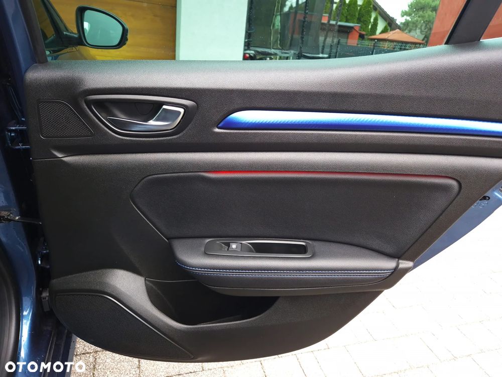 Renault Megane 1.6 TCe GT EDC - 30