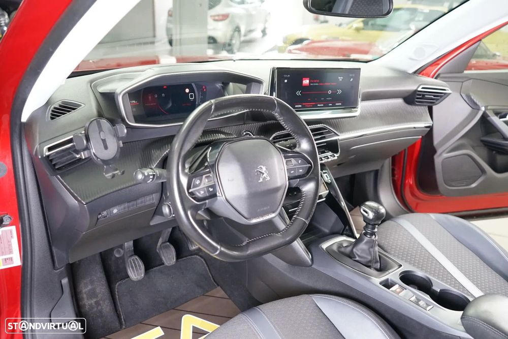 Peugeot 2008 1.2 PureTech Allure Pack - 17
