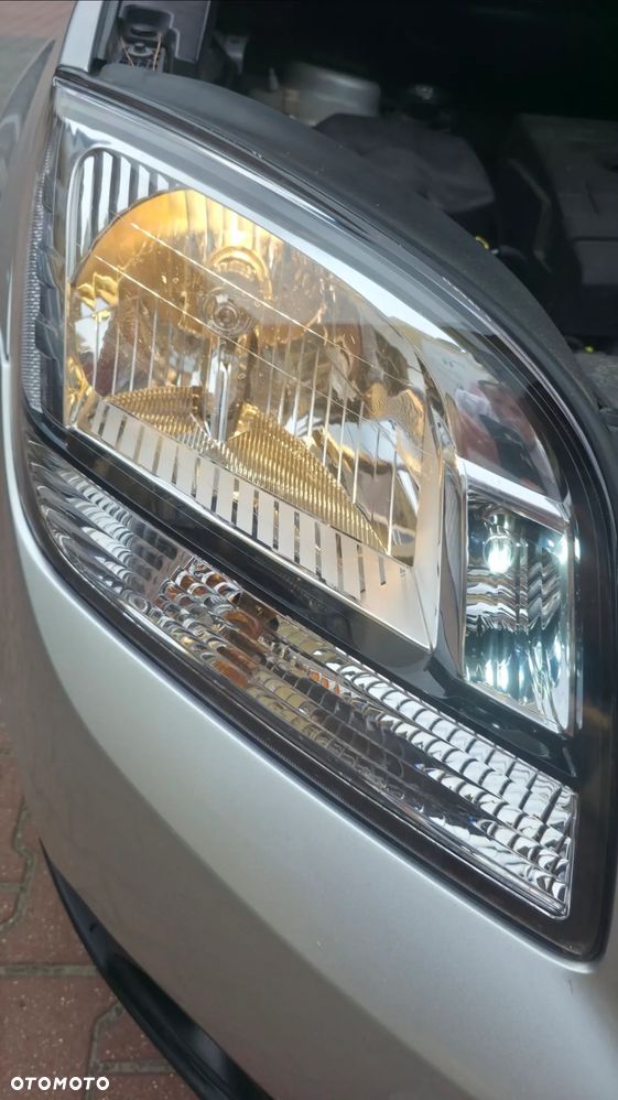 Chevrolet Orlando 2.0 D LS+ - 30