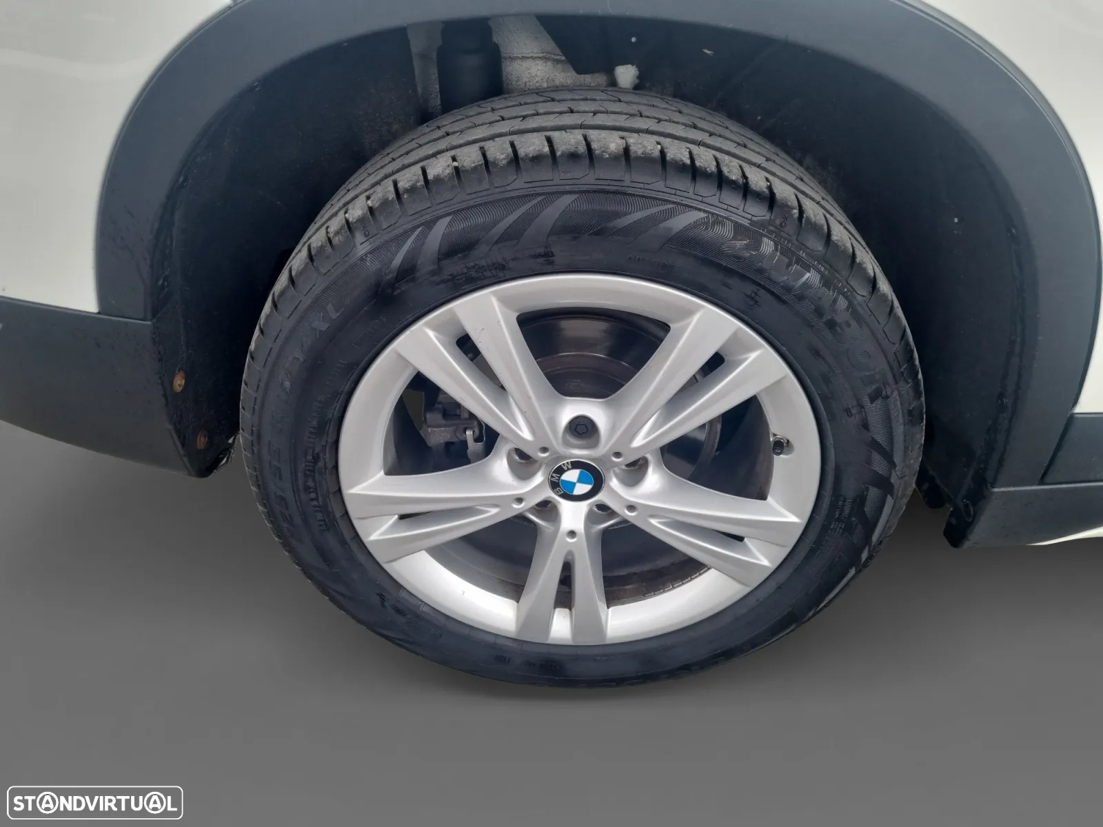 BMW X1 18 d sDrive Auto - 16
