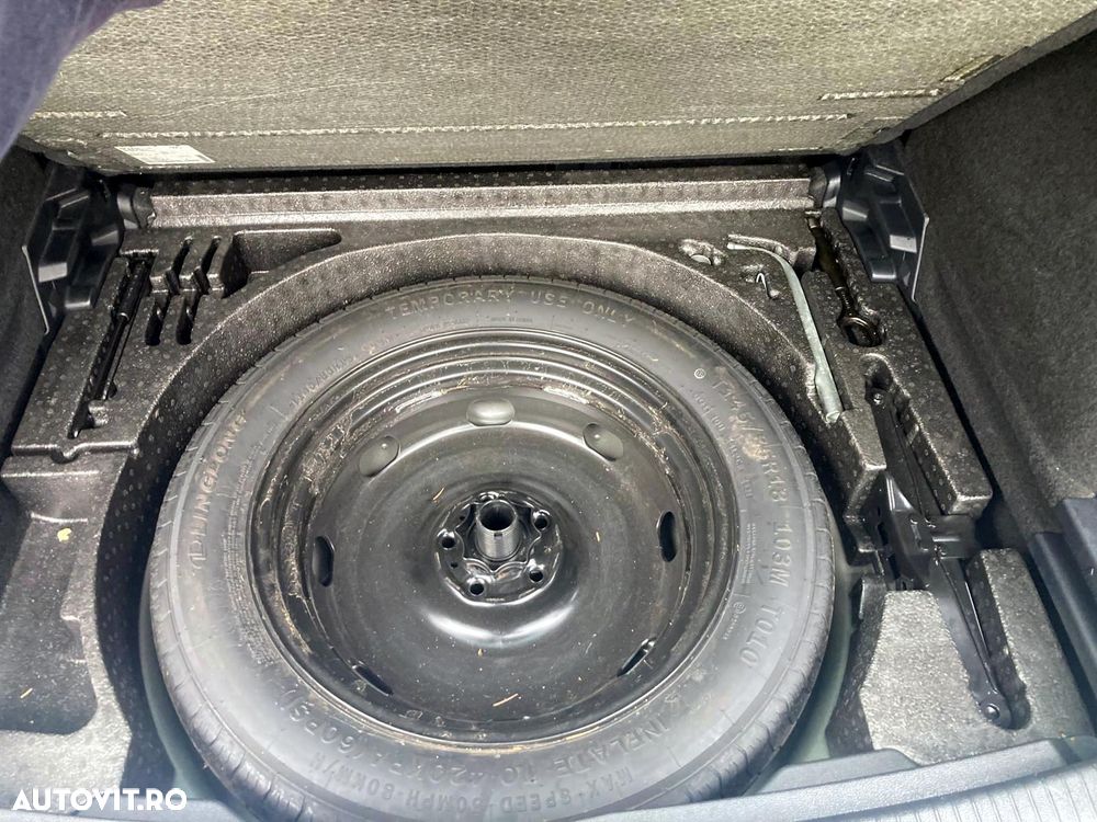 Volkswagen Passat 2.0 TDI SCR DSG Elegance - 17