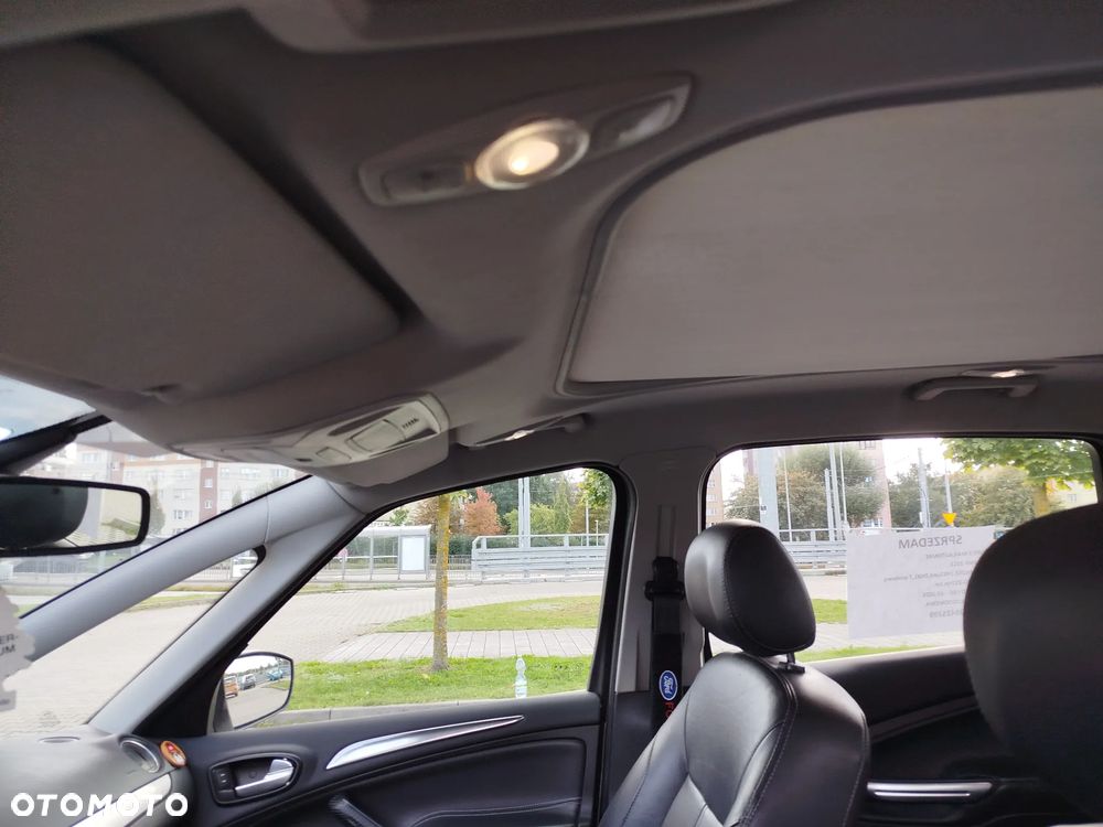 Ford S-Max 2.0 TDCi DPF Titanium - 37