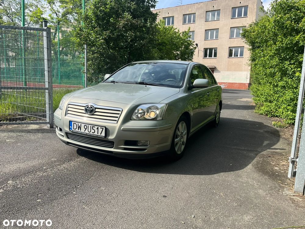 Toyota Avensis 1.8 VVT-i Sol - 9