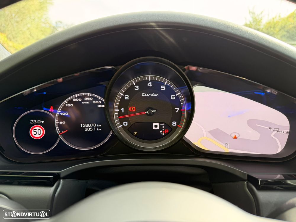 Porsche Cayenne Turbo - 15