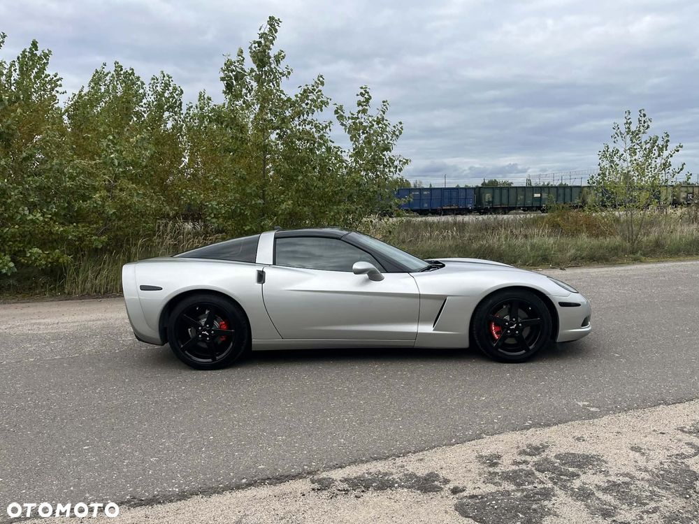 Chevrolet Corvette - 7
