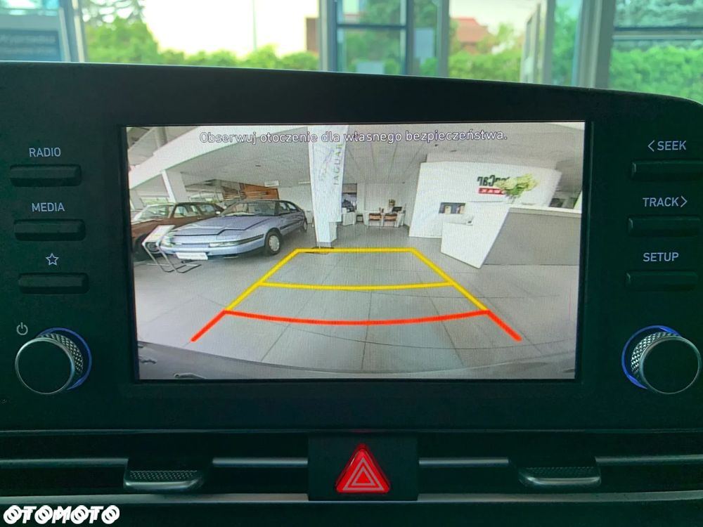 Hyundai Elantra 1.6 Smart - 9