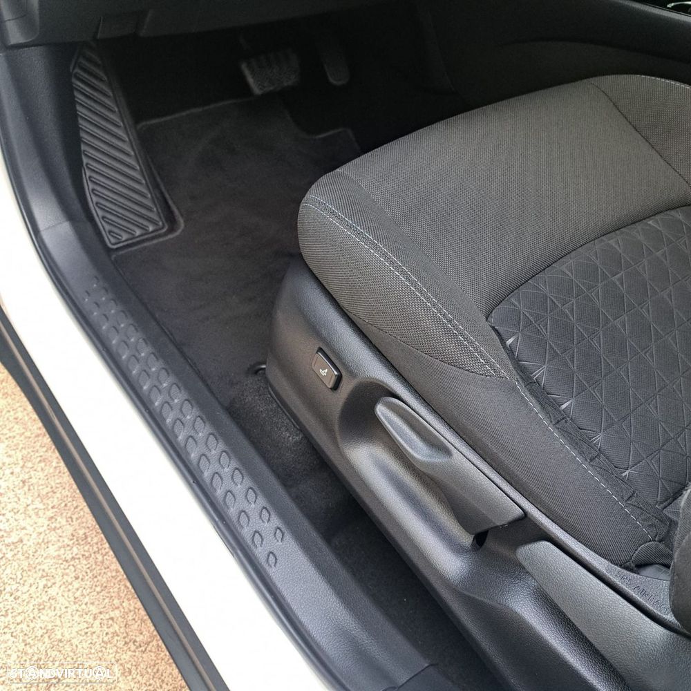 Toyota C-HR 1.8 Hybrid Square Collection - 20