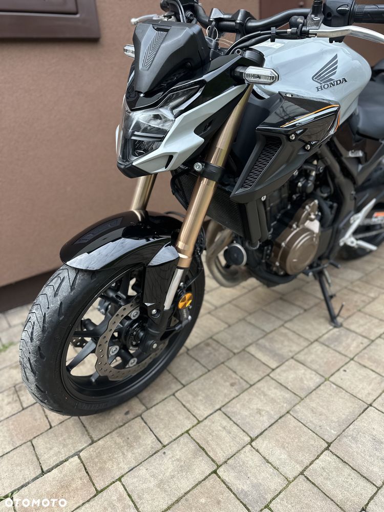 Honda CB - 33